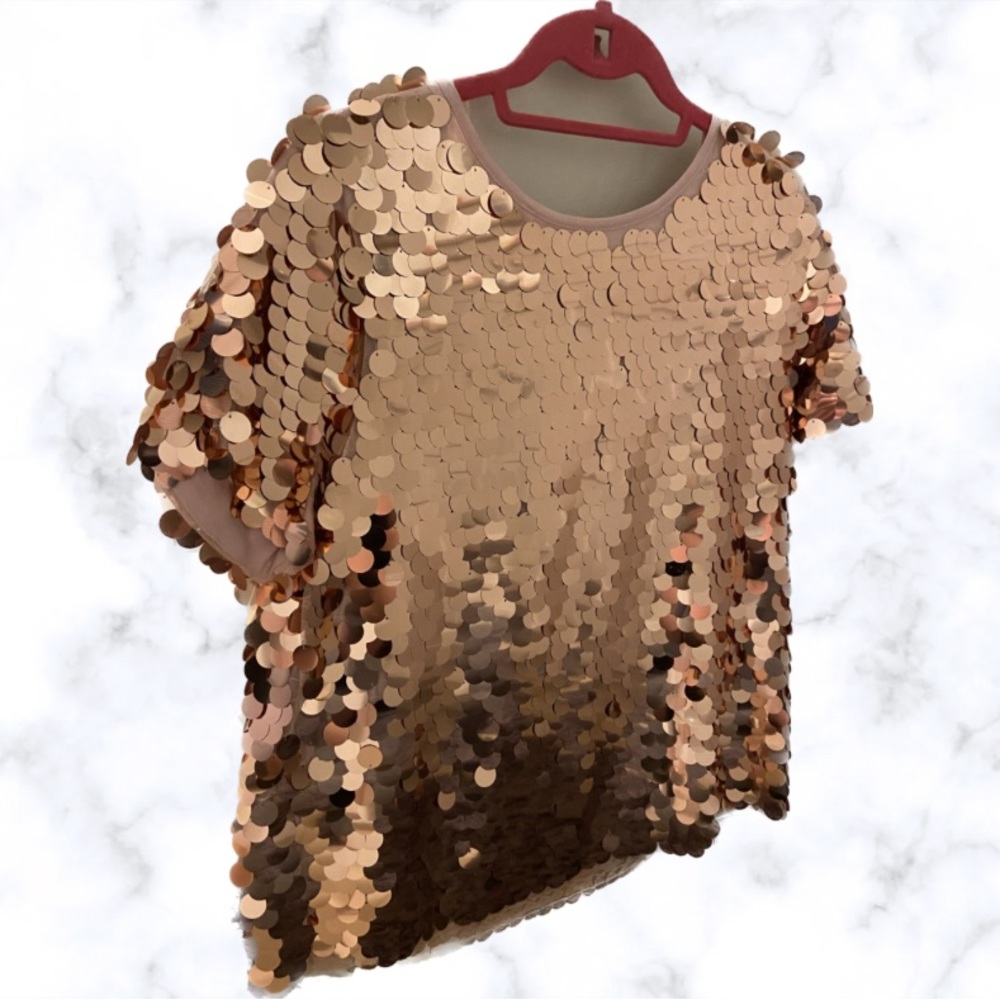 Sequin Eva Franco Anthropologie tee, size medium, gold